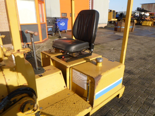 Гусеничный погрузчик MOROOKA MS-45: фото 10