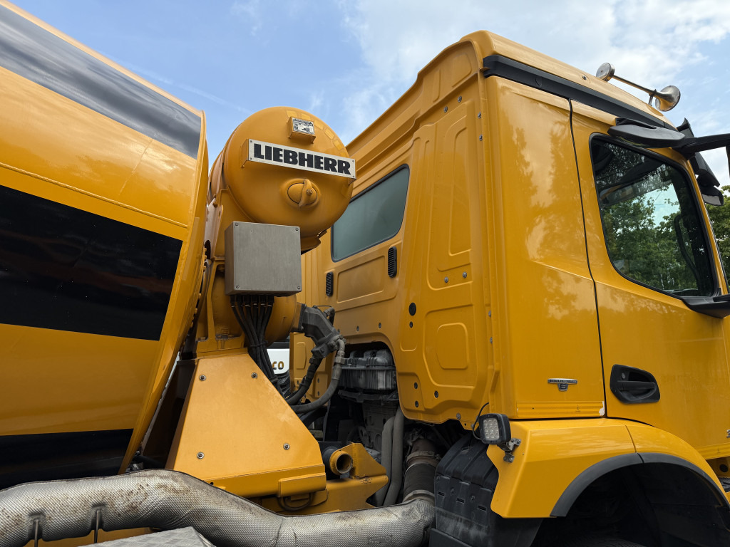 Mercedes-Benz Arocs 3243 8X4 Liebherr HTM1004 - Грузовик: фото 3 Mercedes-Benz Arocs 3243 8X4 Liebherr HTM1004 - Грузовик: фото 3