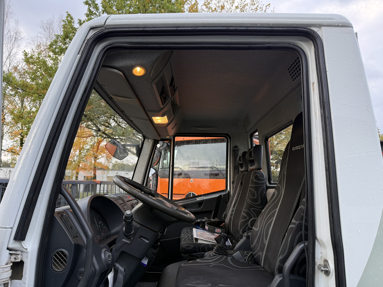 Iveco EuroCargo 80E22 Kran HMF 735 bis 15 Meter - Грузовик бортовой/ Платформа, Автоманипулятор: фото 5 Iveco EuroCargo 80E22 Kran HMF 735 bis 15 Meter - Грузовик бортовой/ Платформа, Автоманипулятор: фото 5