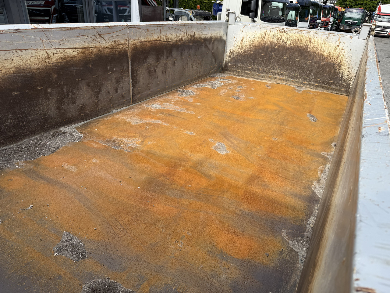 Iveco T-Way 510 / AT410T51 8X4 Meiller - Самосвал: фото 4 Iveco T-Way 510 / AT410T51 8X4 Meiller - Самосвал: фото 4