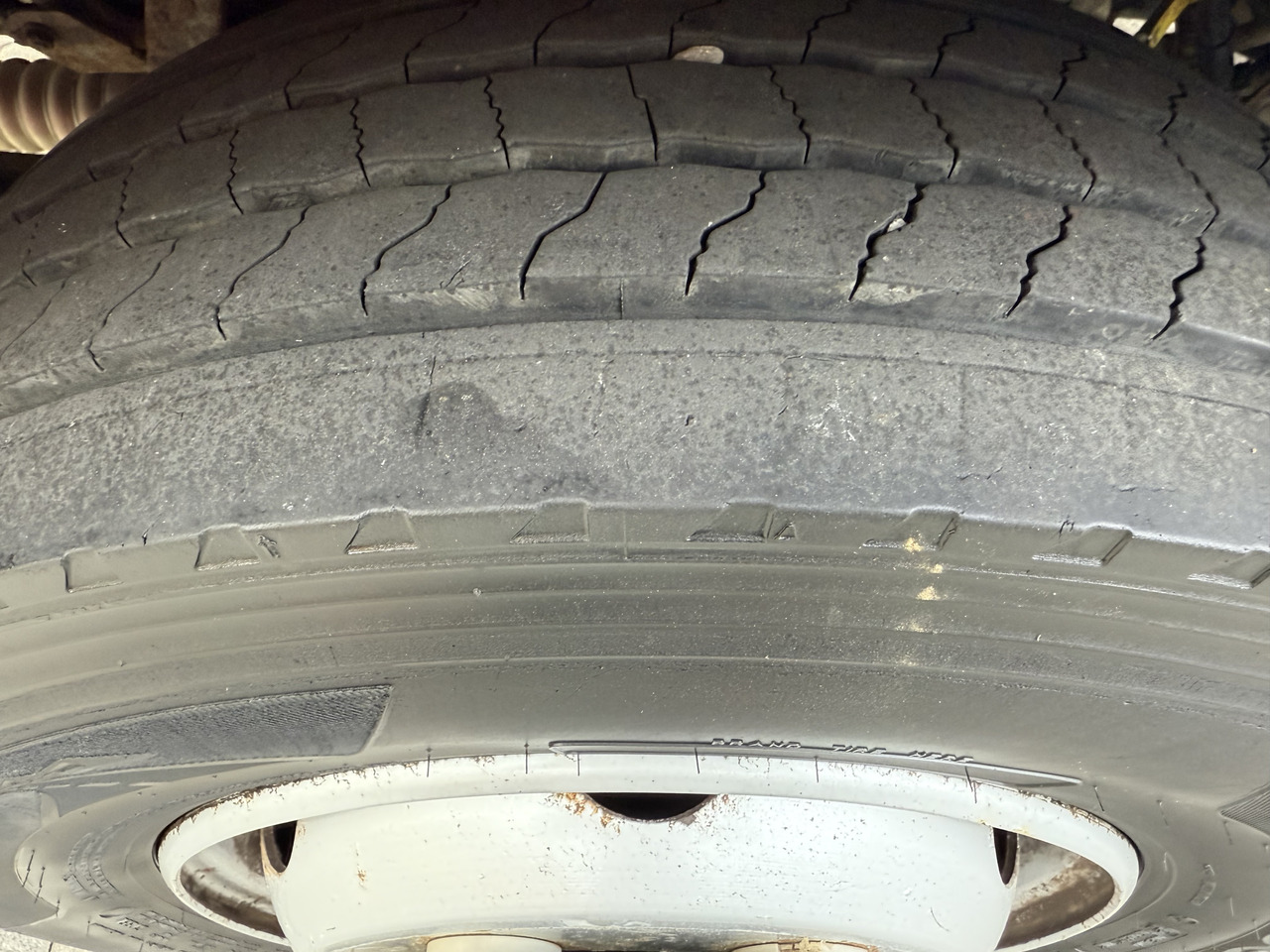 Renault Midlum 180.10 DoKa - Грузовик с закрытым кузовом: фото 3 Renault Midlum 180.10 DoKa - Грузовик с закрытым кузовом: фото 3