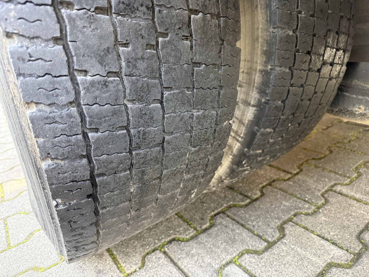 Scania G450 8X2*6 Kipper Kran HMF 2620 K5 - Самосвал, Автоманипулятор: фото 4 Scania G450 8X2*6 Kipper Kran HMF 2620 K5 - Самосвал, Автоманипулятор: фото 4