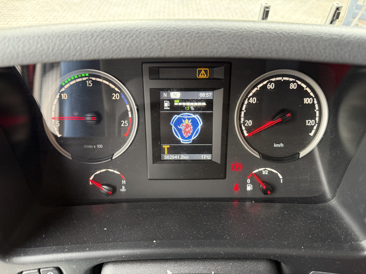 Scania P410 4X2 Palfinger PK 13001 - Грузовик бортовой/ Платформа, Автоманипулятор: фото 5 Scania P410 4X2 Palfinger PK 13001 - Грузовик бортовой/ Платформа, Автоманипулятор: фото 5