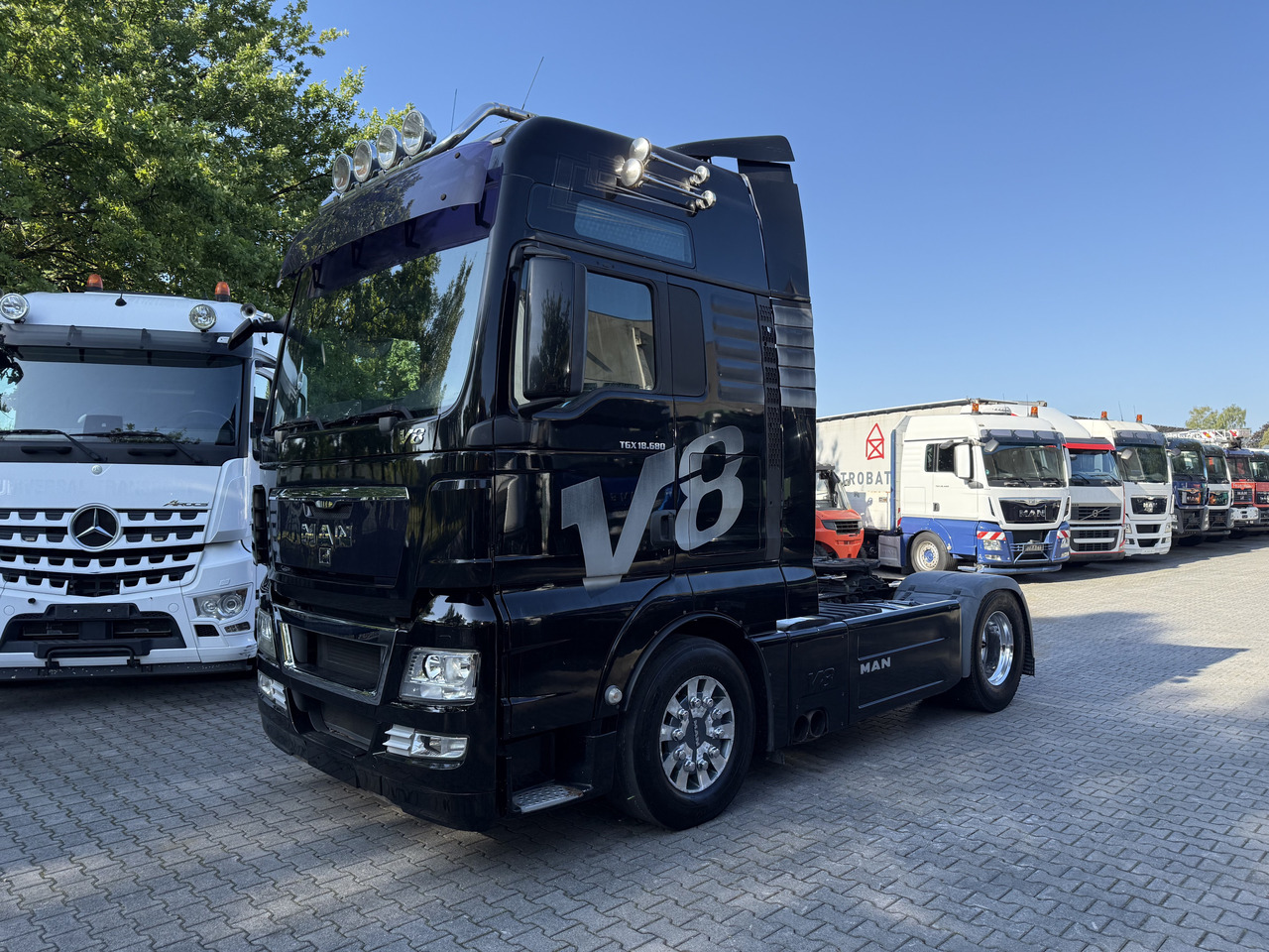 MAN TGX 18.680 4X2 BLS V8 - Тягач: фото 1 MAN TGX 18.680 4X2 BLS V8 - Тягач: фото 1