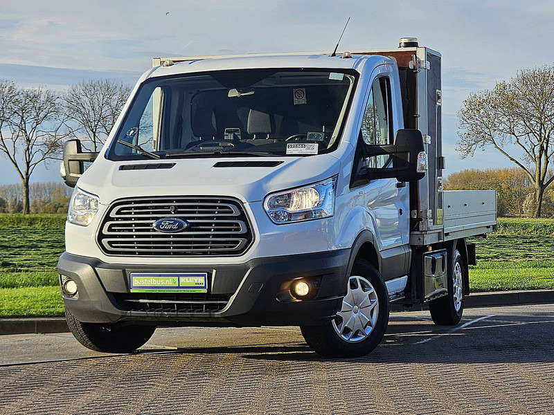 Ford Transit 2.0 TDCI 130 - Малотоннажный бортовой грузовик: фото 1 Ford Transit 2.0 TDCI 130 - Малотоннажный бортовой грузовик: фото 1