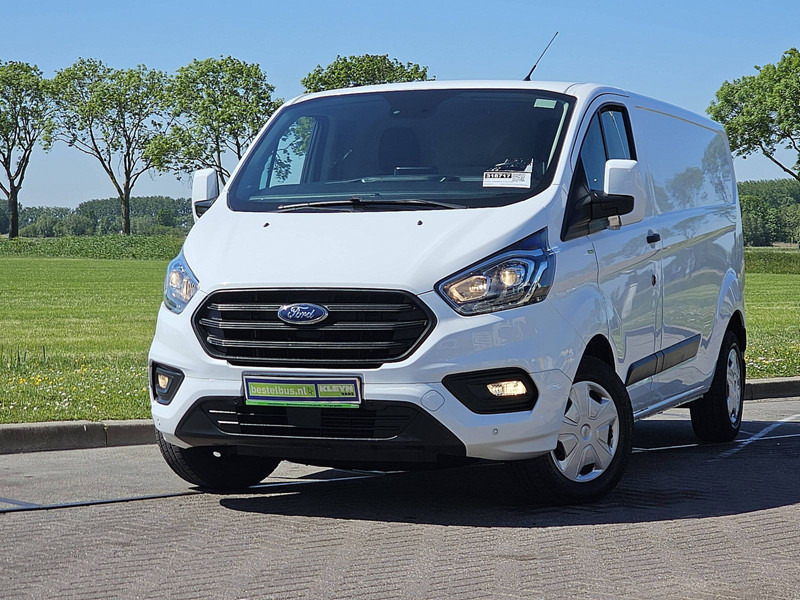 Ford Transit Custom 2.0 L2H1 Navi Euro6 AC! - Легковой фургон: фото 1 Ford Transit Custom 2.0 L2H1 Navi Euro6 AC! - Легковой фургон: фото 1