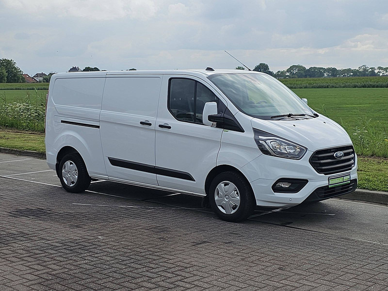 Ford Transit Custom 2.0 L2H1 Navi PDC! - Легковой фургон: фото 5 Ford Transit Custom 2.0 L2H1 Navi PDC! - Легковой фургон: фото 5