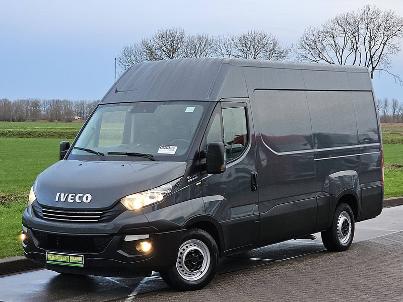 Iveco Daily 35 S 18 3.0 AUT. L2H2 - Цельнометаллический фургон: фото 2 Iveco Daily 35 S 18 3.0 AUT. L2H2 - Цельнометаллический фургон: фото 2