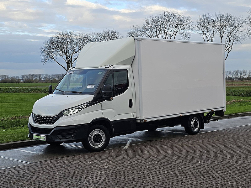 Iveco Daily 35 S ac automaat EURO6 - Фургон с закрытым кузовом: фото 2 Iveco Daily 35 S ac automaat EURO6 - Фургон с закрытым кузовом: фото 2