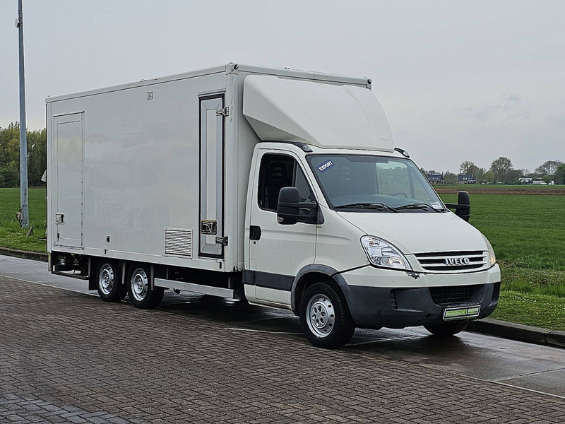 Iveco Daily 35S14 BE-COMBI Laadklep! - Фургон с закрытым кузовом: фото 5 Iveco Daily 35S14 BE-COMBI Laadklep! - Фургон с закрытым кузовом: фото 5
