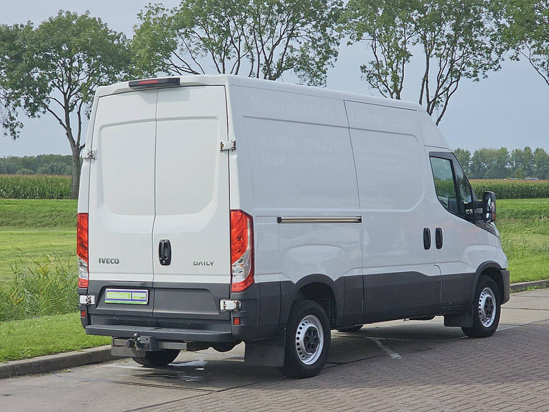 Iveco Daily 35S14 L1H2 Airco Euro6 - Цельнометаллический фургон: фото 3 Iveco Daily 35S14 L1H2 Airco Euro6 - Цельнометаллический фургон: фото 3