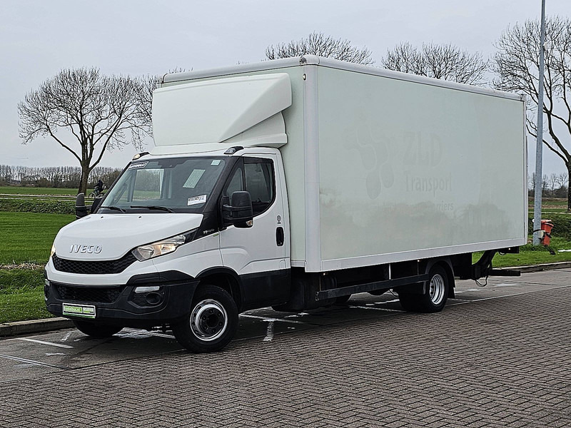 Iveco Daily 70C17 Bakwagen Laadklep - Фургон с закрытым кузовом: фото 2 Iveco Daily 70C17 Bakwagen Laadklep - Фургон с закрытым кузовом: фото 2