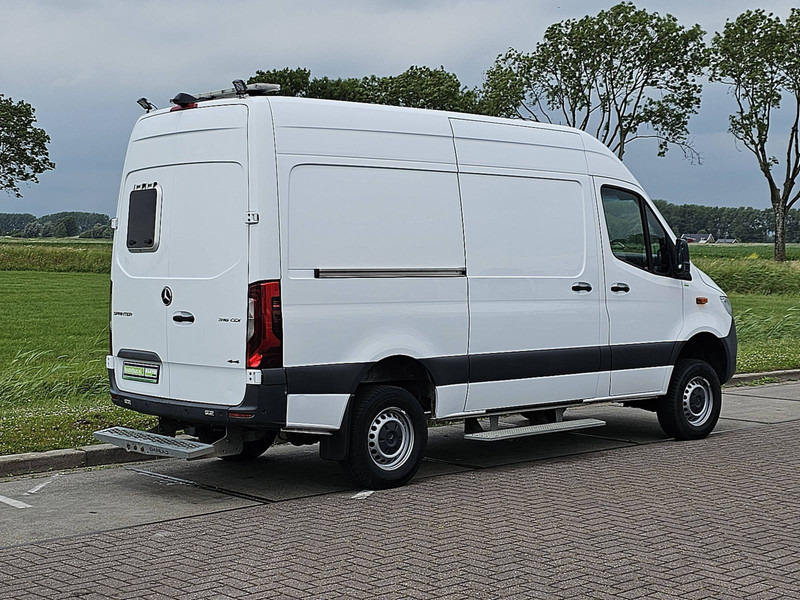 Mercedes-Benz Sprinter 316 L2H2 Mbux 4x4 Autom! - Цельнометаллический фургон: фото 3 Mercedes-Benz Sprinter 316 L2H2 Mbux 4x4 Autom! - Цельнометаллический фургон: фото 3