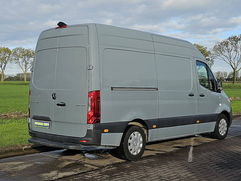 Mercedes-Benz Sprinter 316 L2H2 Mbux10 Automaat - Цельнометаллический фургон: фото 3 Mercedes-Benz Sprinter 316 L2H2 Mbux10 Automaat - Цельнометаллический фургон: фото 3