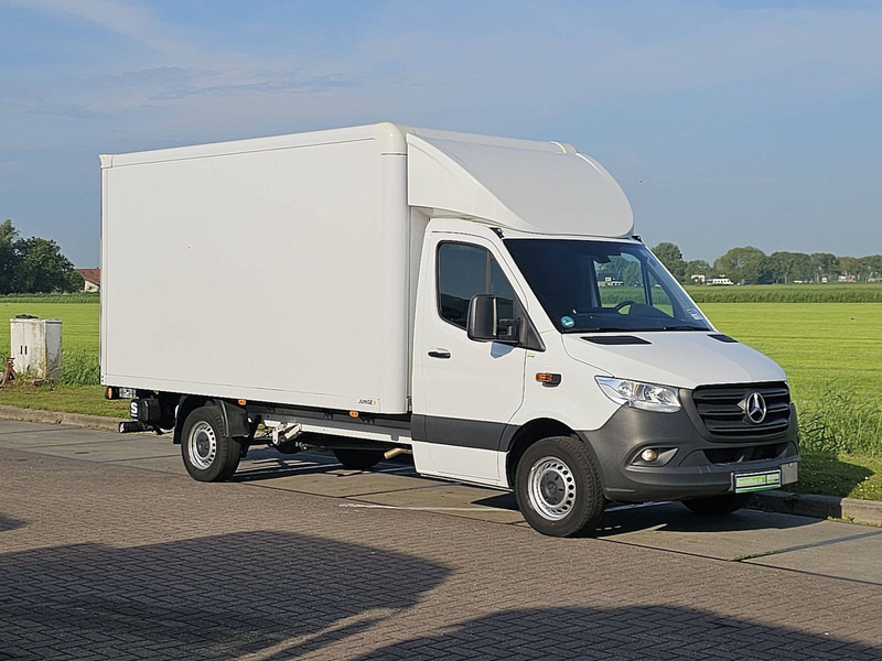 Mercedes-Benz Sprinter 317 Bakwagen Laadklep! - Фургон с закрытым кузовом: фото 5 Mercedes-Benz Sprinter 317 Bakwagen Laadklep! - Фургон с закрытым кузовом: фото 5