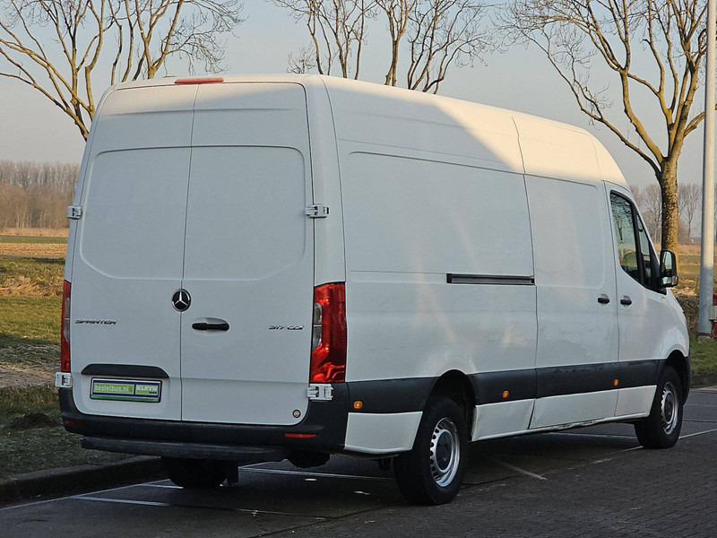 Mercedes-Benz Sprinter 317 CDI AUT. L3H2 - Цельнометаллический фургон: фото 3 Mercedes-Benz Sprinter 317 CDI AUT. L3H2 - Цельнометаллический фургон: фото 3