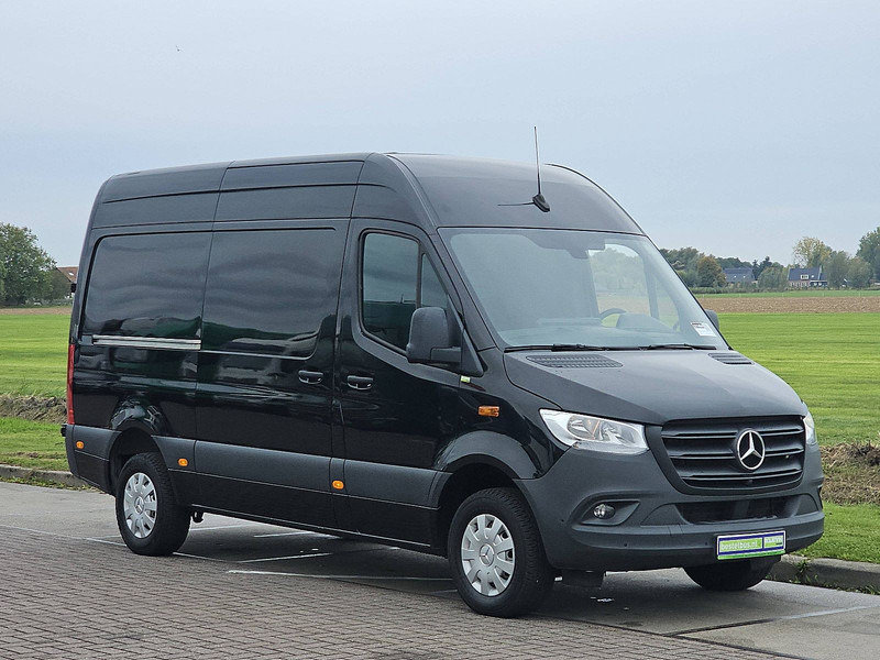 Mercedes-Benz Sprinter 317 L2H2 Mbux 360camera! - Цельнометаллический фургон: фото 5 Mercedes-Benz Sprinter 317 L2H2 Mbux 360camera! - Цельнометаллический фургон: фото 5