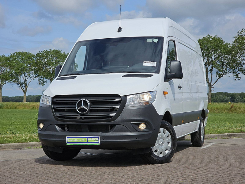 Mercedes-Benz Sprinter 317 L2H2 Navi Mbux - Цельнометаллический фургон: фото 1 Mercedes-Benz Sprinter 317 L2H2 Navi Mbux - Цельнометаллический фургон: фото 1