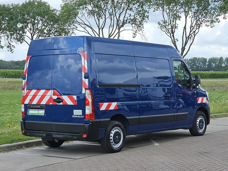 Renault Master 2.3 L2H2 Navi Euro6 AC! - Цельнометаллический фургон: фото 3 Renault Master 2.3 L2H2 Navi Euro6 AC! - Цельнометаллический фургон: фото 3