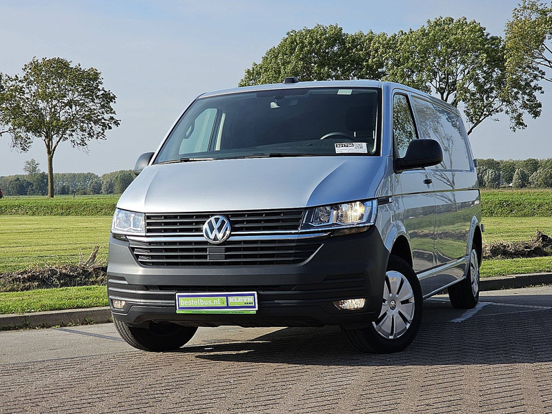 Volkswagen Transporter 2.0 TDI ac lang EURO6 - Легковой фургон: фото 1 Volkswagen Transporter 2.0 TDI ac lang EURO6 - Легковой фургон: фото 1