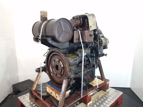 Komatsu/Cummins S4D102E-1/4BT3.9 Engine (Plant) - Двигатель для Строительной техники: фото 1 Komatsu/Cummins S4D102E-1/4BT3.9 Engine (Plant) - Двигатель для Строительной техники: фото 1