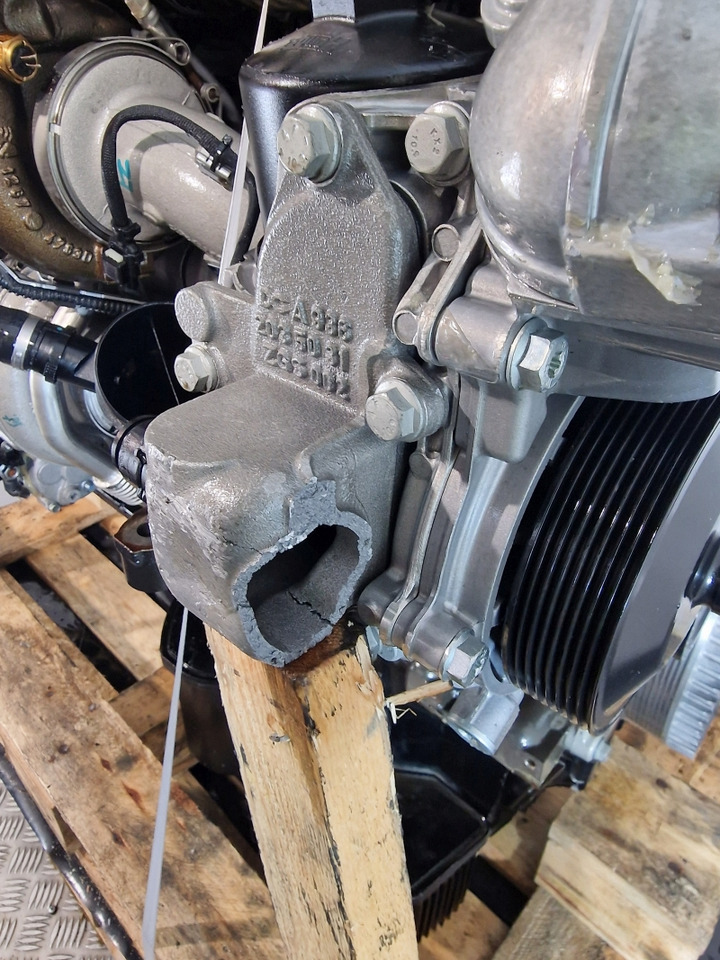 Двигатель для Промышленного оборудования Mercedes Benz OM936LA.E5-2 E9H01 Twin Turbo Engine (Industrial) 935.916: фото 11 Двигатель для Промышленного оборудования Mercedes Benz OM936LA.E5-2 E9H01 Twin Turbo Engine (Industrial) 935.916: фото 11