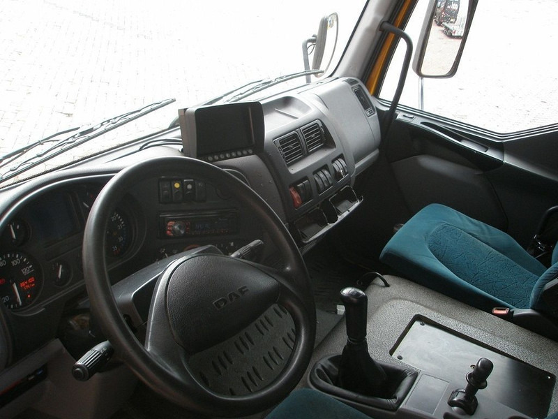 Грузовик с подъемником DAF LF45: фото 8 Грузовик с подъемником DAF LF45: фото 8
