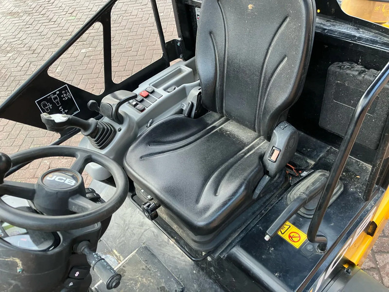 Гусеничный мини-погрузчик JCB 403 PLUS: фото 8