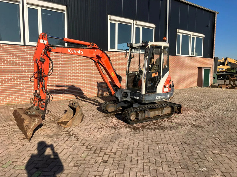 Kubota KX91-3a - Мини-экскаватор: фото 1 Kubota KX91-3a - Мини-экскаватор: фото 1
