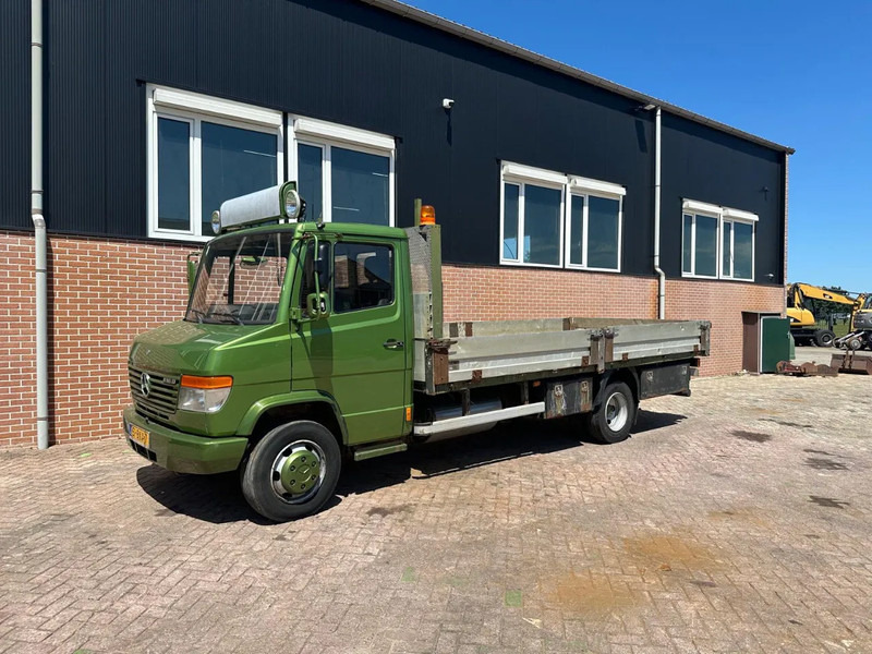 Mercedes-Benz Vario 816D - Грузовик бортовой/ Платформа: фото 1 Mercedes-Benz Vario 816D - Грузовик бортовой/ Платформа: фото 1