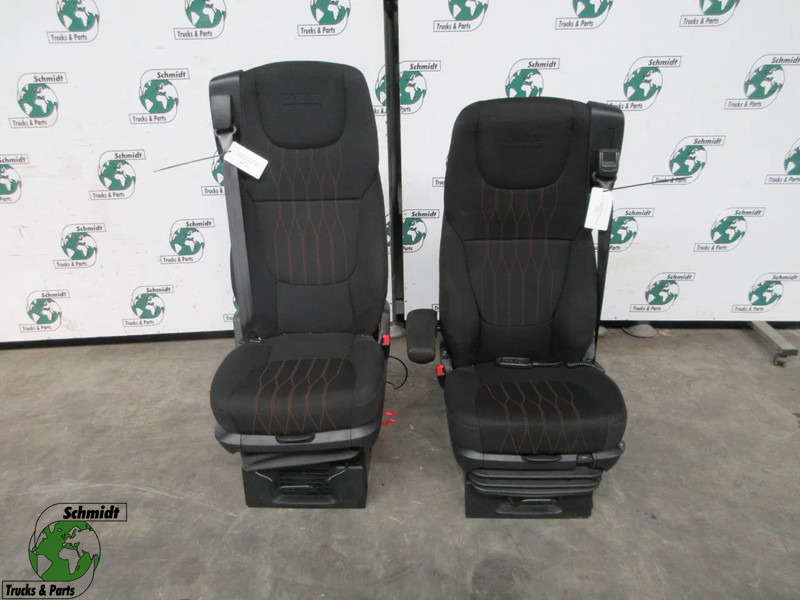 DAF 2104652 // 2105712 STOELEN SET DAF XF CF 480 MODEL 2021 - Сиденье для Грузовиков: фото 1 DAF 2104652 // 2105712 STOELEN SET DAF XF CF 480 MODEL 2021 - Сиденье для Грузовиков: фото 1