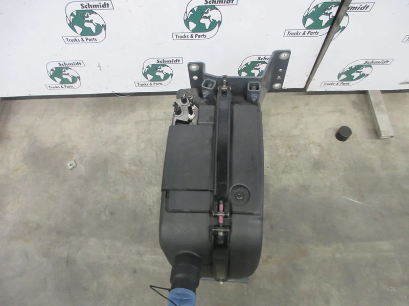 DAF 2303396 - Топливный бак для Грузовиков: фото 4 DAF 2303396 - Топливный бак для Грузовиков: фото 4