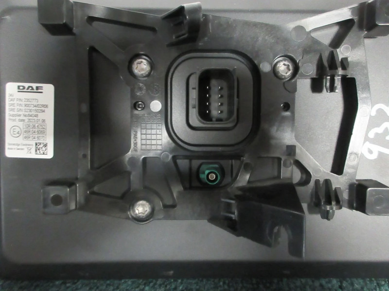 DAF 2352773 MONITOR SCHEERM 10 INCH DAF XG 480 MODEL 2023 - Электрическая система для Грузовиков: фото 3 DAF 2352773 MONITOR SCHEERM 10 INCH DAF XG 480 MODEL 2023 - Электрическая система для Грузовиков: фото 3