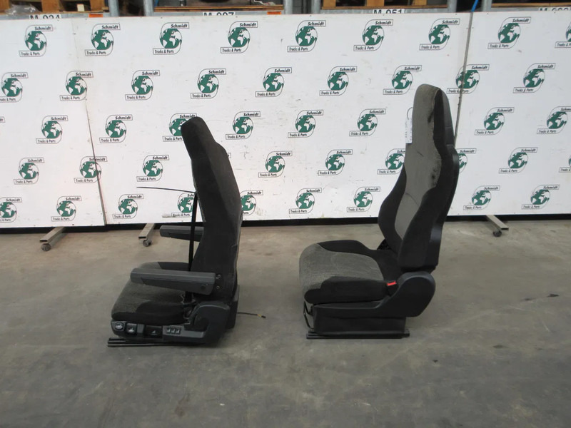 DAF 81.62307-6681 // 81.62307-6628 STOELEN SET MAN 18.500 MODEL 2020 - Сиденье для Грузовиков: фото 4 DAF 81.62307-6681 // 81.62307-6628 STOELEN SET MAN 18.500 MODEL 2020 - Сиденье для Грузовиков: фото 4