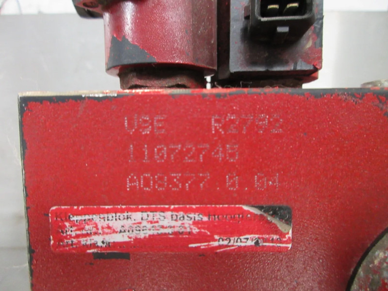 DAF VSE R 2792 // 11072745//A 08377.0.04 VENTIELBLOCK DAF GINAF - Гидравлика для Грузовиков: фото 5 DAF VSE R 2792 // 11072745//A 08377.0.04 VENTIELBLOCK DAF GINAF - Гидравлика для Грузовиков: фото 5