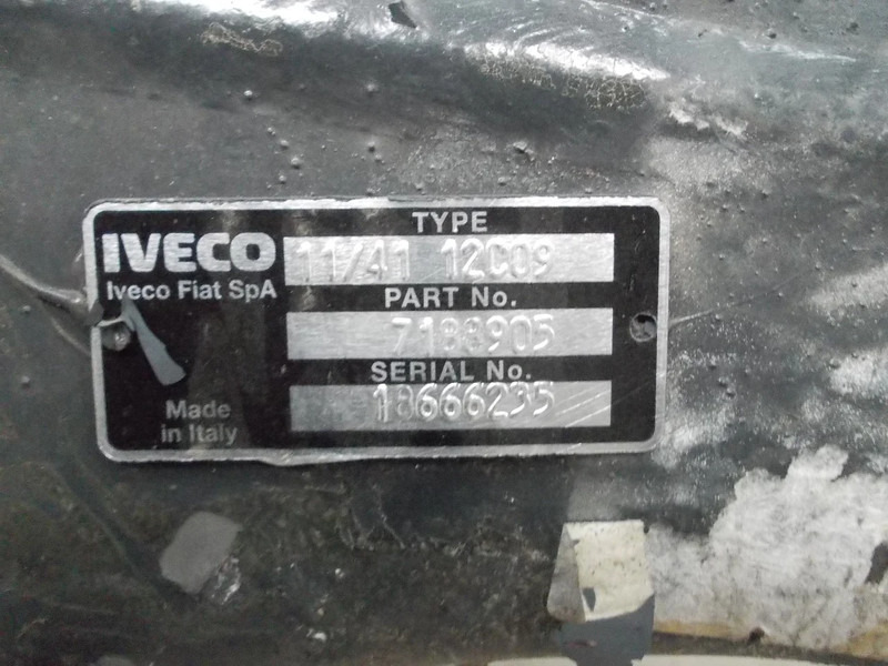 Iveco 7188905 RATIO 1/411//CAM08113099 NIEUWE !!!! MODEL 2012 - Задняя ось для Грузовиков: фото 5 Iveco 7188905 RATIO 1/411//CAM08113099 NIEUWE !!!! MODEL 2012 - Задняя ось для Грузовиков: фото 5