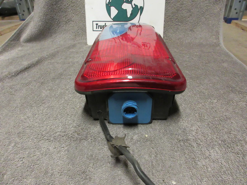 MAN 81.25225-6544// 81.25225-6545 ACHTER LAMP MAN TGS TGX TGM TGL EURO 6 - Задний фонарь для Грузовиков: фото 3 MAN 81.25225-6544// 81.25225-6545 ACHTER LAMP MAN TGS TGX TGM TGL EURO 6 - Задний фонарь для Грузовиков: фото 3