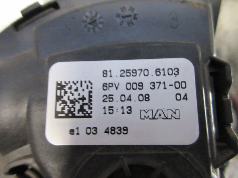 MAN 81.25970-6103 Gaspedaal - Педаль для Грузовиков: фото 5 MAN 81.25970-6103 Gaspedaal - Педаль для Грузовиков: фото 5