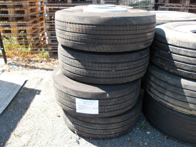 Michelin 315/70 R 22.5 MICHELIN 4 STUKS OP VOORRAAD M+S PROFIEL CA 60% - Шина для Грузовиков: фото 4 Michelin 315/70 R 22.5 MICHELIN 4 STUKS OP VOORRAAD M+S PROFIEL CA 60% - Шина для Грузовиков: фото 4
