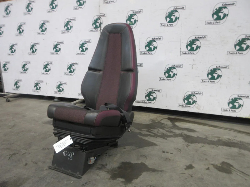 Сиденье для Грузовиков Volvo 23766412 // 23764396 STOELEN SET LUCHTGEVEERT R+L FM MODEL 2023: фото 7 Сиденье для Грузовиков Volvo 23766412 // 23764396 STOELEN SET LUCHTGEVEERT R+L FM MODEL 2023: фото 7