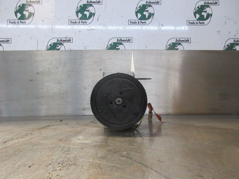 Volvo 82436934 AIRCOPOMP VOLVO FL 210 CEURO 6 - Часть системы кондиционирования для Грузовиков: фото 3 Volvo 82436934 AIRCOPOMP VOLVO FL 210 CEURO 6 - Часть системы кондиционирования для Грузовиков: фото 3