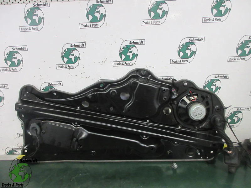 Volvo 84390128 // 24059324 RAAM MEGANIEK VOLVO FM 330 EURO 6 MODEL 2023 - Кабина и интерьер для Грузовиков: фото 1 Volvo 84390128 // 24059324 RAAM MEGANIEK VOLVO FM 330 EURO 6 MODEL 2023 - Кабина и интерьер для Грузовиков: фото 1