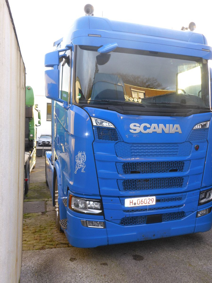 Scania S500 1. Hand+Top+GGVS/ADR+WIE NEU - Тягач: фото 4 Scania S500 1. Hand+Top+GGVS/ADR+WIE NEU - Тягач: фото 4