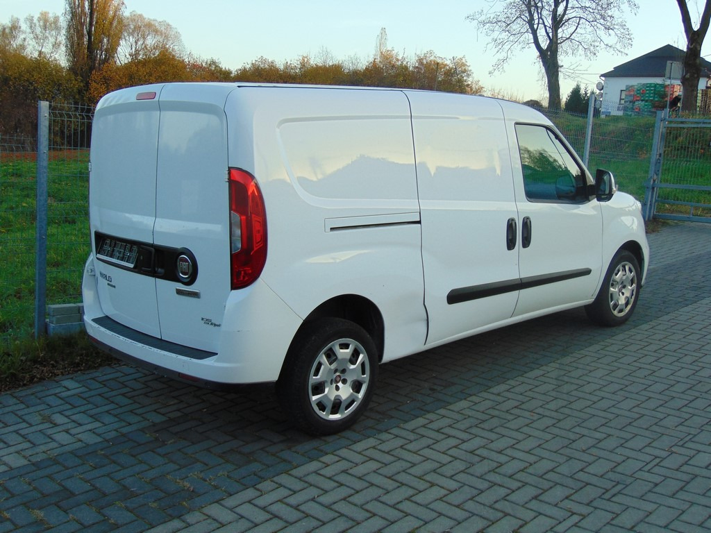 FIAT Doblo 1,6 MultiJet 105KM MAXI MAX - Легковой фургон: фото 4 FIAT Doblo 1,6 MultiJet 105KM MAXI MAX - Легковой фургон: фото 4