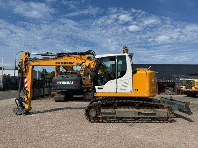 Liebherr R914 Compact 5680 Hours Likufix - Гусеничный экскаватор: фото 1 Liebherr R914 Compact 5680 Hours Likufix - Гусеничный экскаватор: фото 1