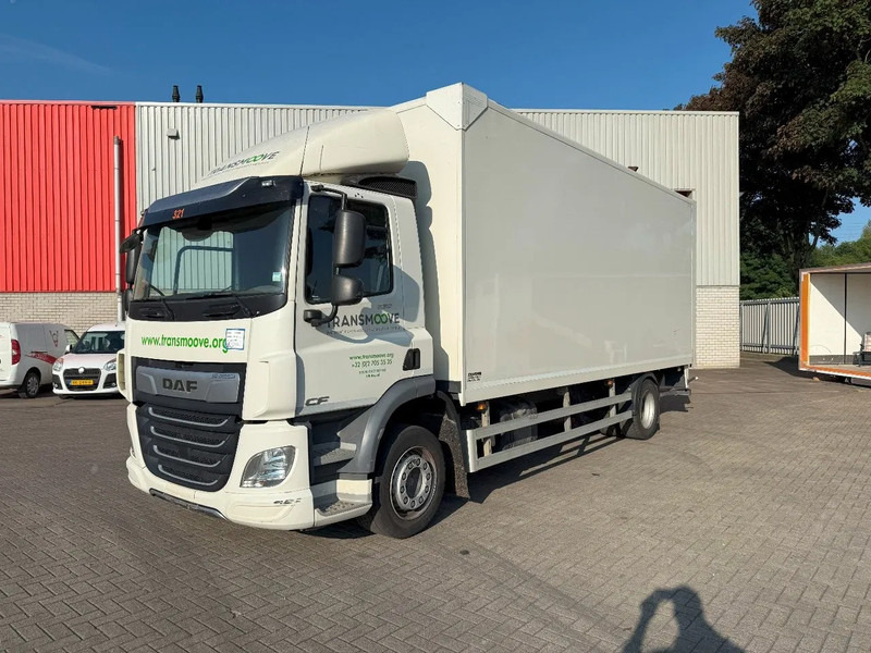 DAF CF 230 / ENGINE RUNNING / ONLY:286284 KM / ACC / LWDS / PLATFORM 2000 KG / 3SEATS / AUTOMATIC / EURO-6 / 2018 - Грузовик с закрытым кузовом: фото 1 DAF CF 230 / ENGINE RUNNING / ONLY:286284 KM / ACC / LWDS / PLATFORM 2000 KG / 3SEATS / AUTOMATIC / EURO-6 / 2018 - Грузовик с закрытым кузовом: фото 1