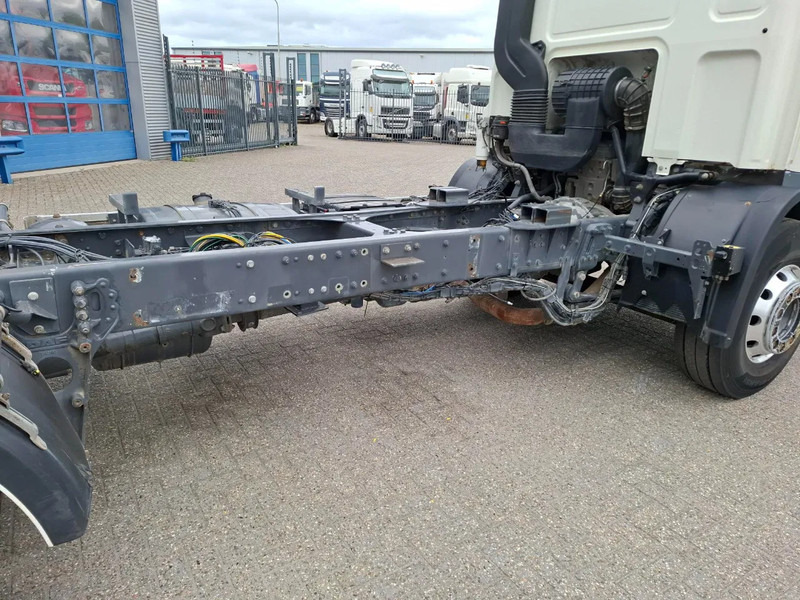 Грузовик-шасси DAF CF75-250 / ADR / ONLY:320740 KM / PTO / INLINER / ALCOA / GOOD CONDITION / MANUAL / EURO-5 / 2011: фото 9 Грузовик-шасси DAF CF75-250 / ADR / ONLY:320740 KM / PTO / INLINER / ALCOA / GOOD CONDITION / MANUAL / EURO-5 / 2011: фото 9