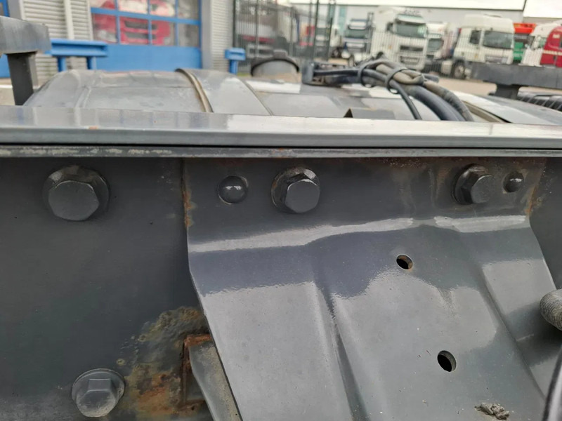 Грузовик-шасси DAF CF75-250 / ADR / ONLY:320740 KM / PTO / INLINER / ALCOA / GOOD CONDITION / MANUAL / EURO-5 / 2011: фото 12 Грузовик-шасси DAF CF75-250 / ADR / ONLY:320740 KM / PTO / INLINER / ALCOA / GOOD CONDITION / MANUAL / EURO-5 / 2011: фото 12