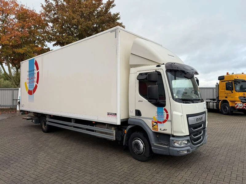 DAF LF210 / NICE CLEAN CLOSED BOX / PLATFORM 1500 KG / NO KEYS / AUTOMATIC / EURO-6 / 2019 - Грузовик с закрытым кузовом: фото 2 DAF LF210 / NICE CLEAN CLOSED BOX / PLATFORM 1500 KG / NO KEYS / AUTOMATIC / EURO-6 / 2019 - Грузовик с закрытым кузовом: фото 2