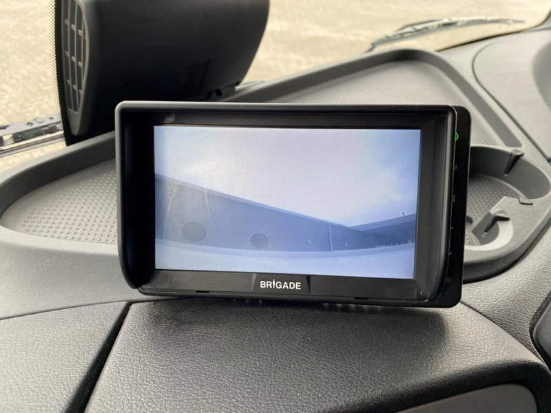 Грузовик с закрытым кузовом Mercedes-Benz ATEGO 1624 / AUTOMATIC / CLOSED BOX / SIDE DOORS / AIRCO / LWDS / FCW / EURO-6 / 2016: фото 17 Грузовик с закрытым кузовом Mercedes-Benz ATEGO 1624 / AUTOMATIC / CLOSED BOX / SIDE DOORS / AIRCO / LWDS / FCW / EURO-6 / 2016: фото 17